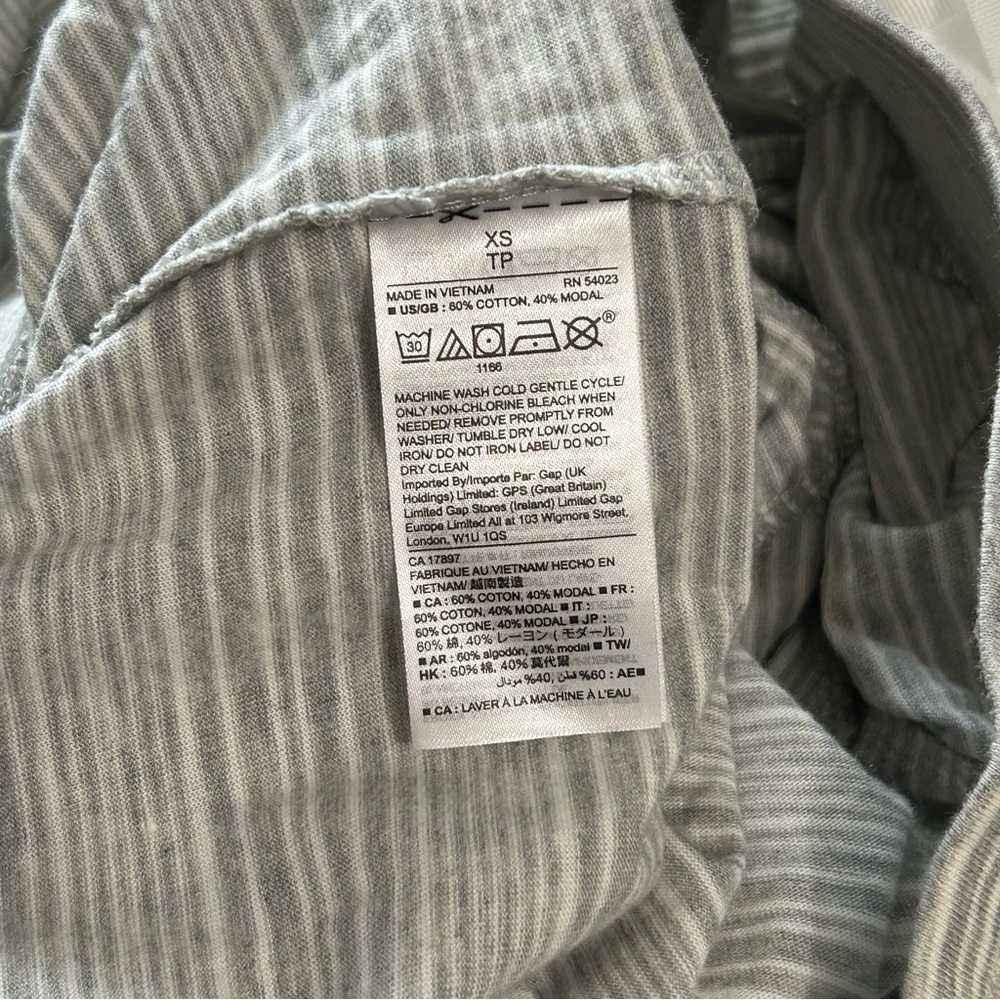 LOVE by GAP Pajama Bottoms Cotton Modal Blend Gray White Pockets Womens Size XS - Picture 6 of 11